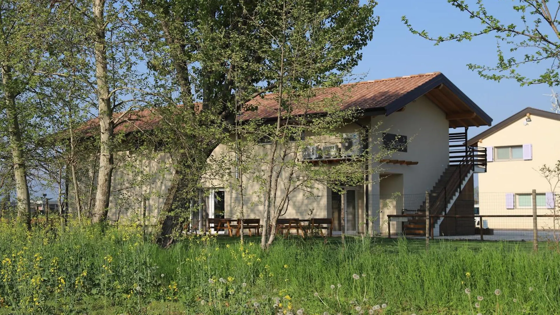 In The Countryside Just 15 Minutes From The Airport Villa Stezzano Farm stay